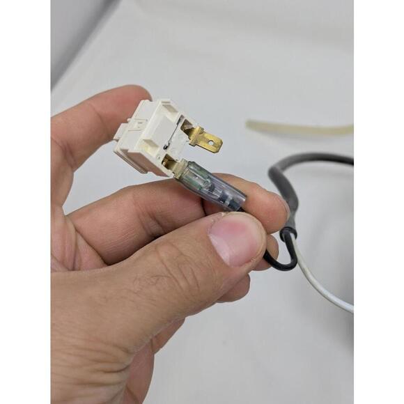 Dyson Animal DC28 MAIN MOTOR 120V Genuine OEM Including Housing & Wiring TESTED - Picture 4 of 9